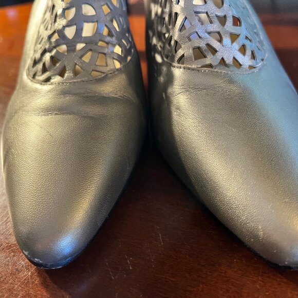 Vintage Evan-Picone Size 8 Leather Heels - Picture 3 of 14